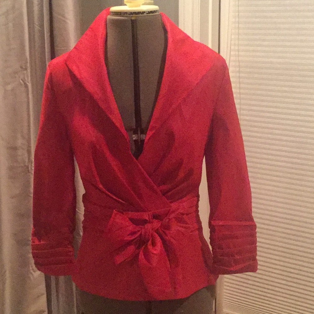 Tadashi collection 10 dressy top with bow nice!